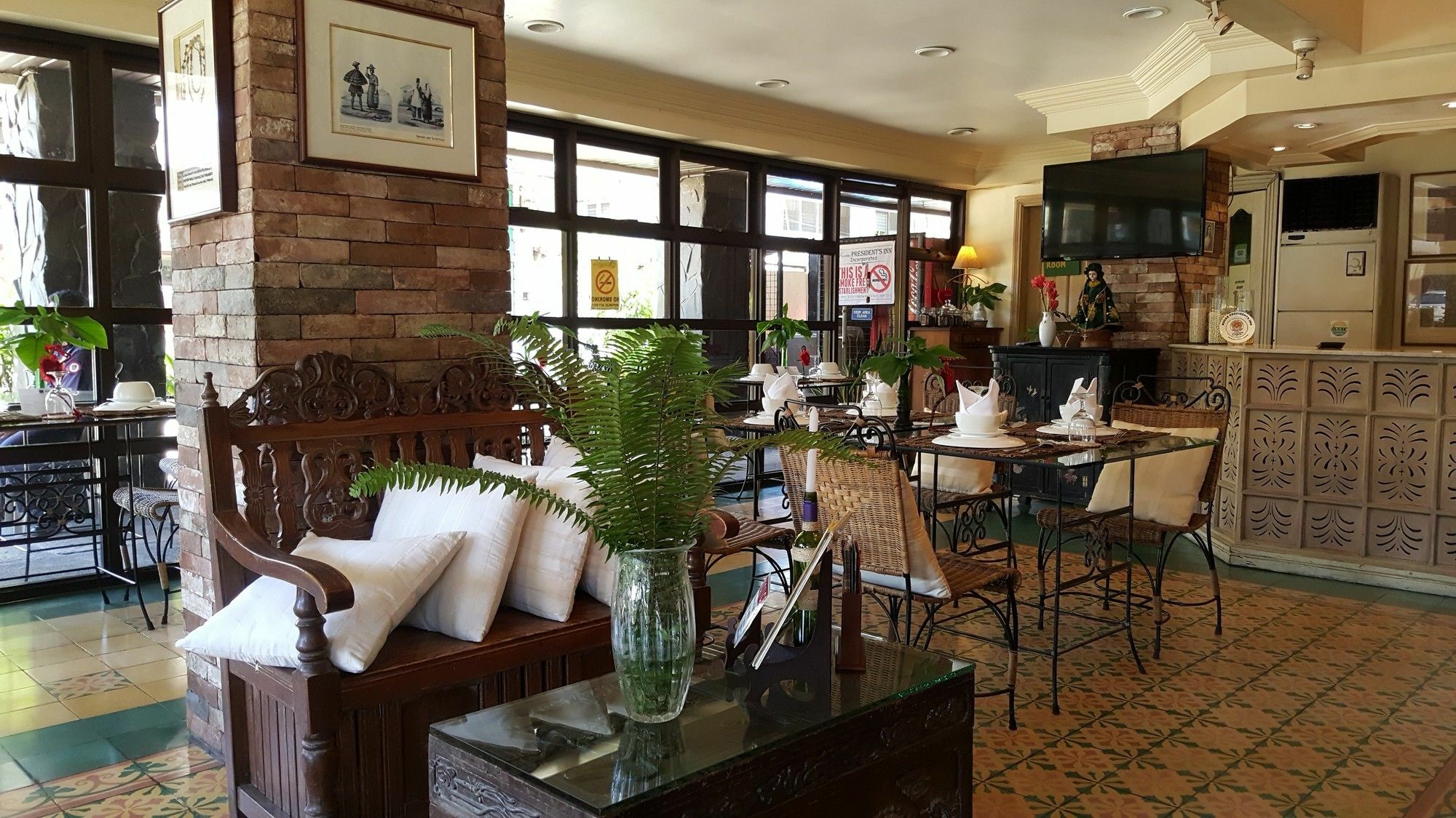 Roxas President'S Inn Exterior photo